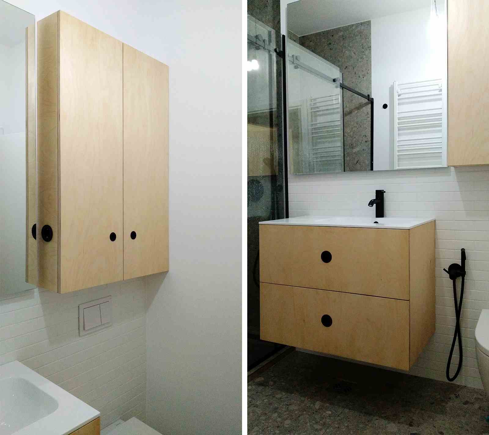 mobilier de baie realizat din placaj de mesteacăn constând în mască de chiuvetă cu două sertare și dulap suspendat de perete